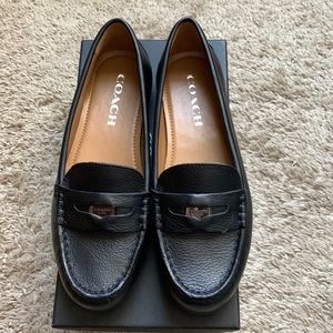 Brand New in Box Coach Penny Pebble Grain Leather Black Loafer in Women 6